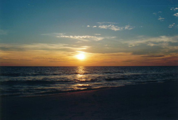 The sky will not leave us, we'll be there tomorrow>>>