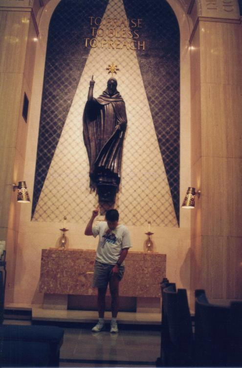 seko, is that statue making fun of me?>>>
