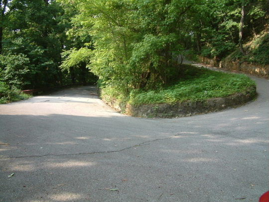 Yet even more switchbacks on Mill Mountain>>>
