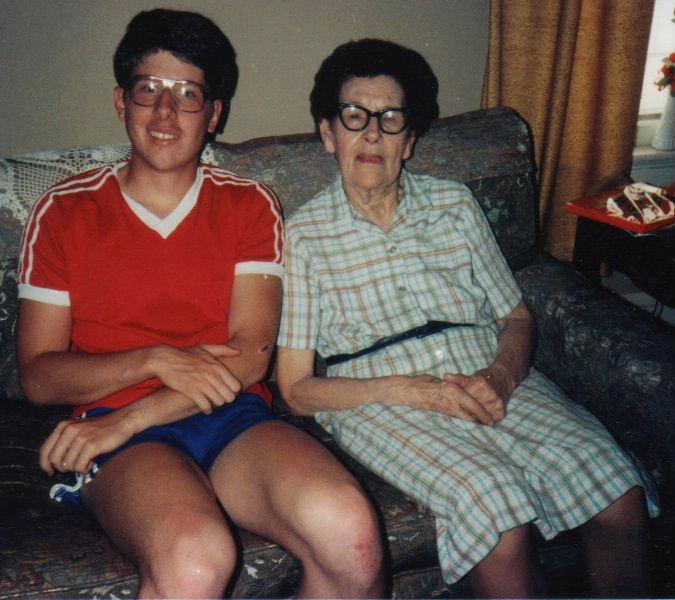 I may be 93 and blind but even I know you are supposed to wear a helmet...dumbass boy!>>>