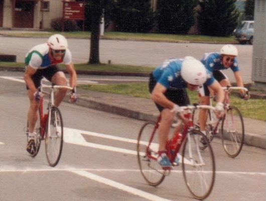 Joe holds off Keith Orme for second place>>>