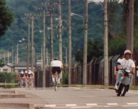 J.T. on moped exits the course ahead of Michael>>>