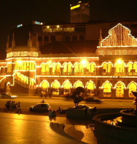 kuala lumpur secretarial building>>>