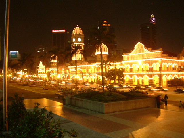 Kuala Lumpur secretarial building>>>